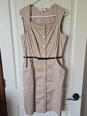 9&CO Sleeveless Tan Button-Front Dress with Belt